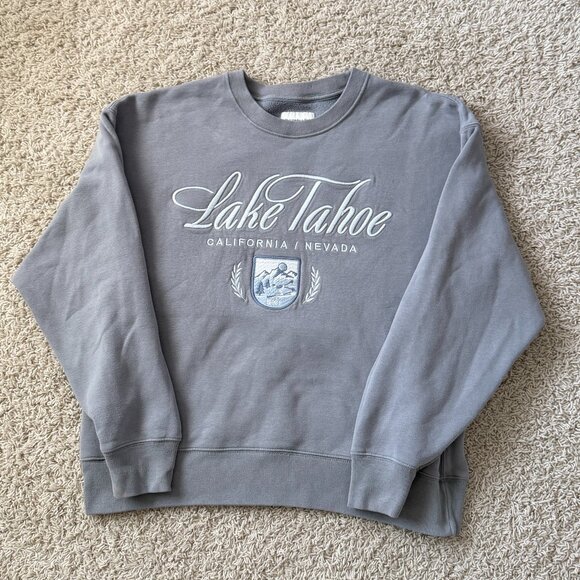 Abercrombie & Fitch Tops - Abercrombie Lake Tahoe Crewneck Sweatshirt Gray Size M